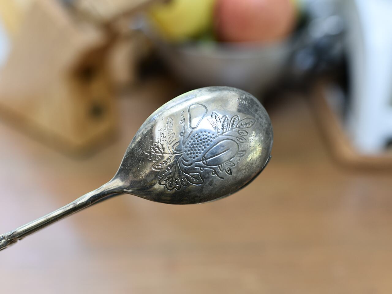 装飾が素敵なサーバートング(A) フレンチブロカント