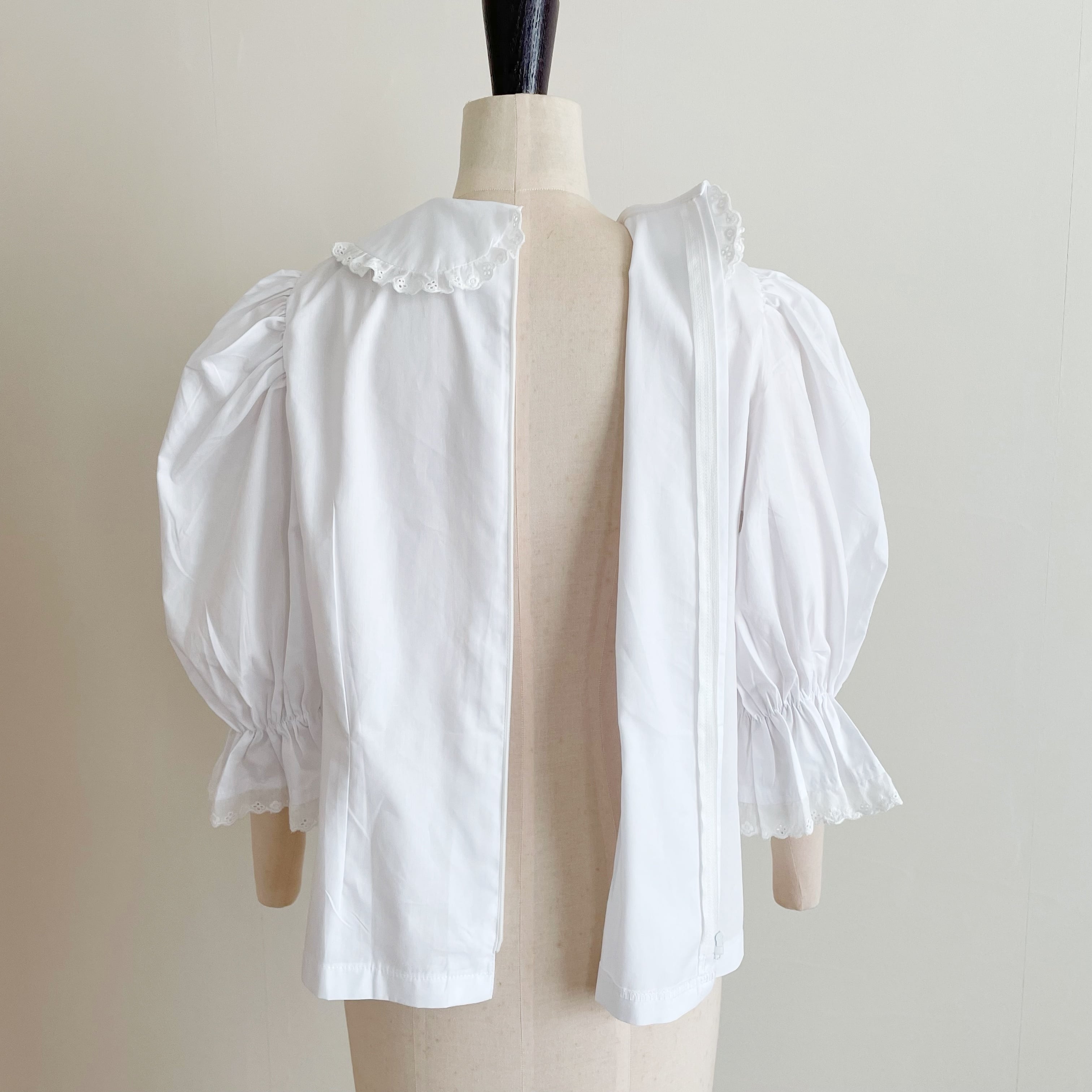 original blanc M blouse