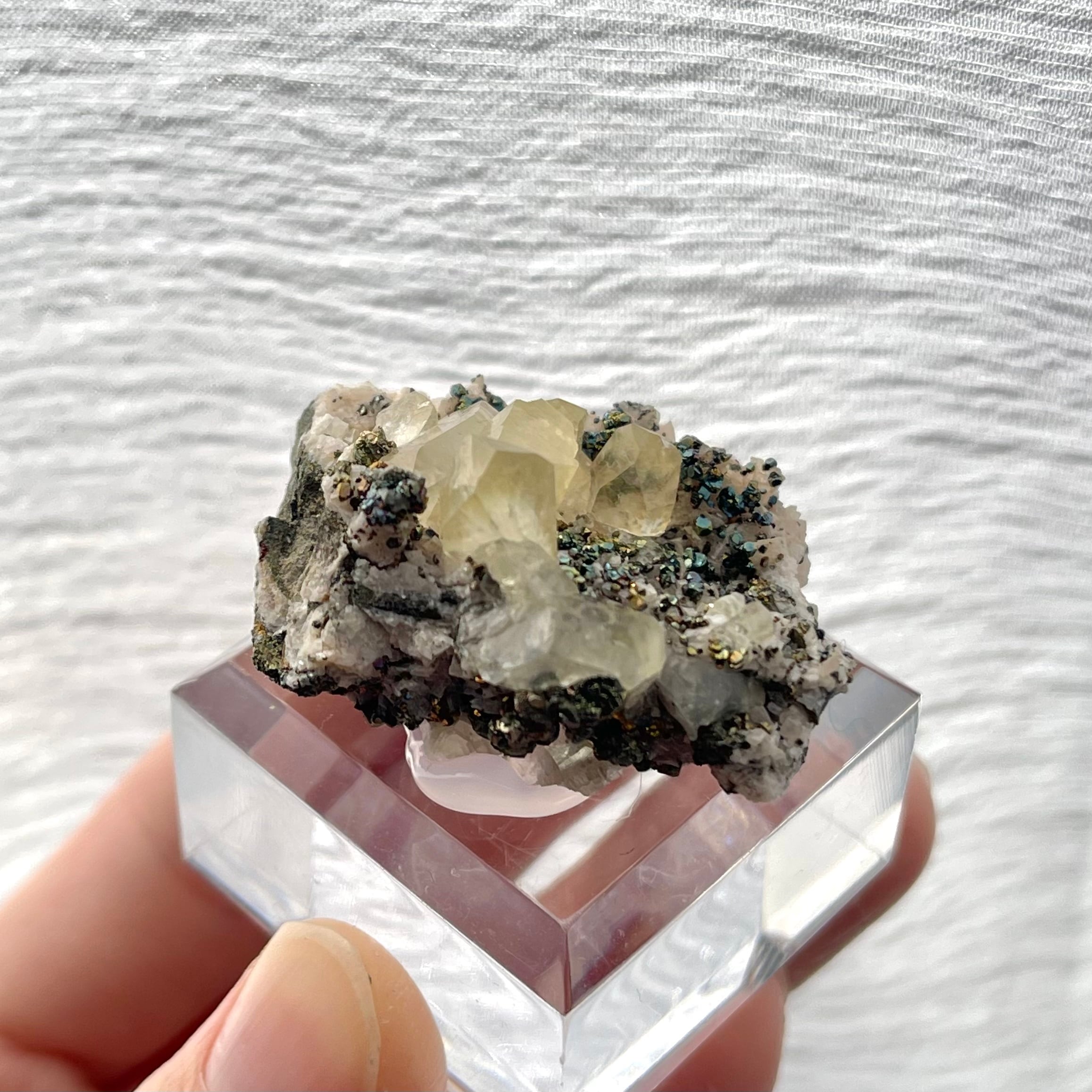 カルサイト / キャルコパイライト / ドロマイト【Calcite