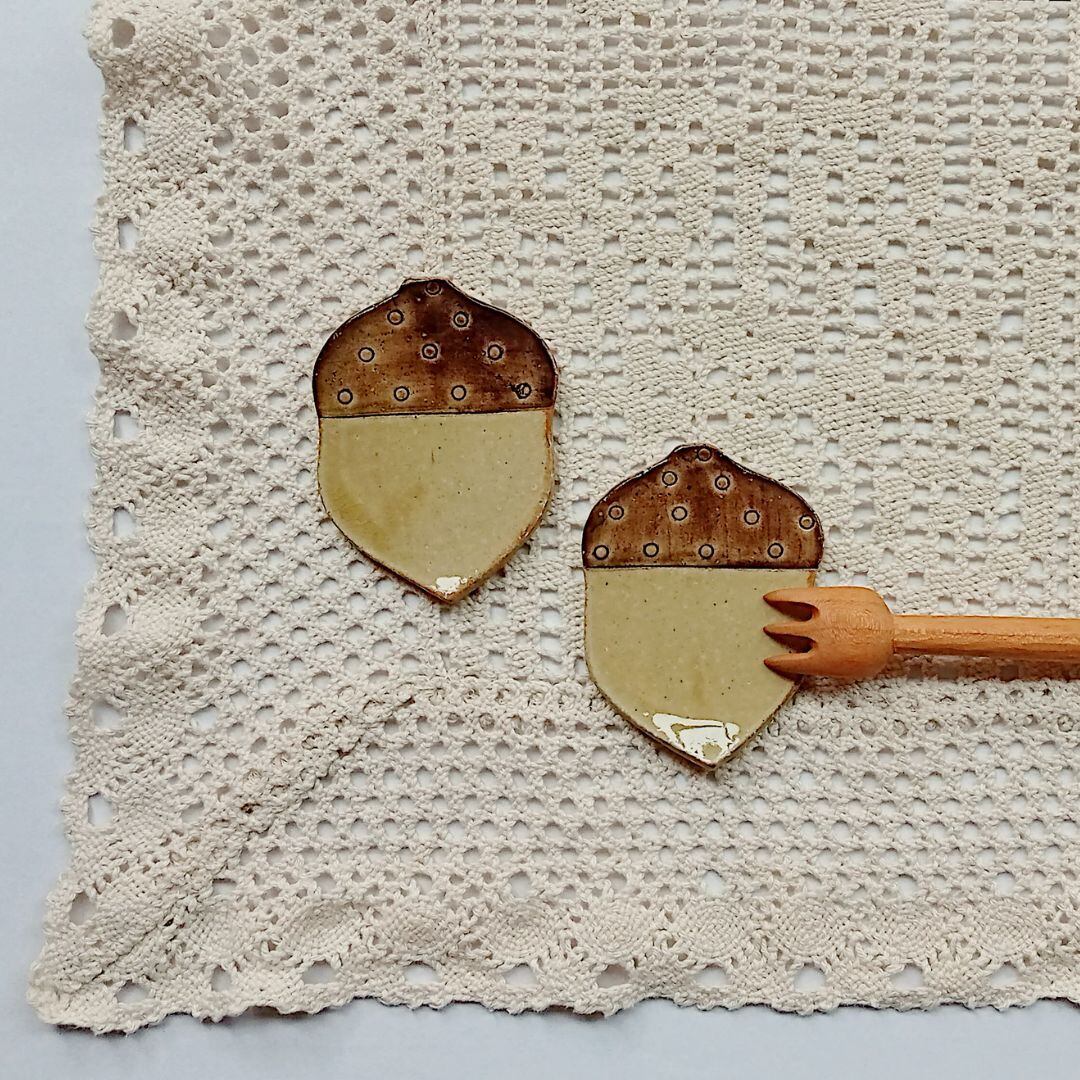 どんぐり箸置き watagumo