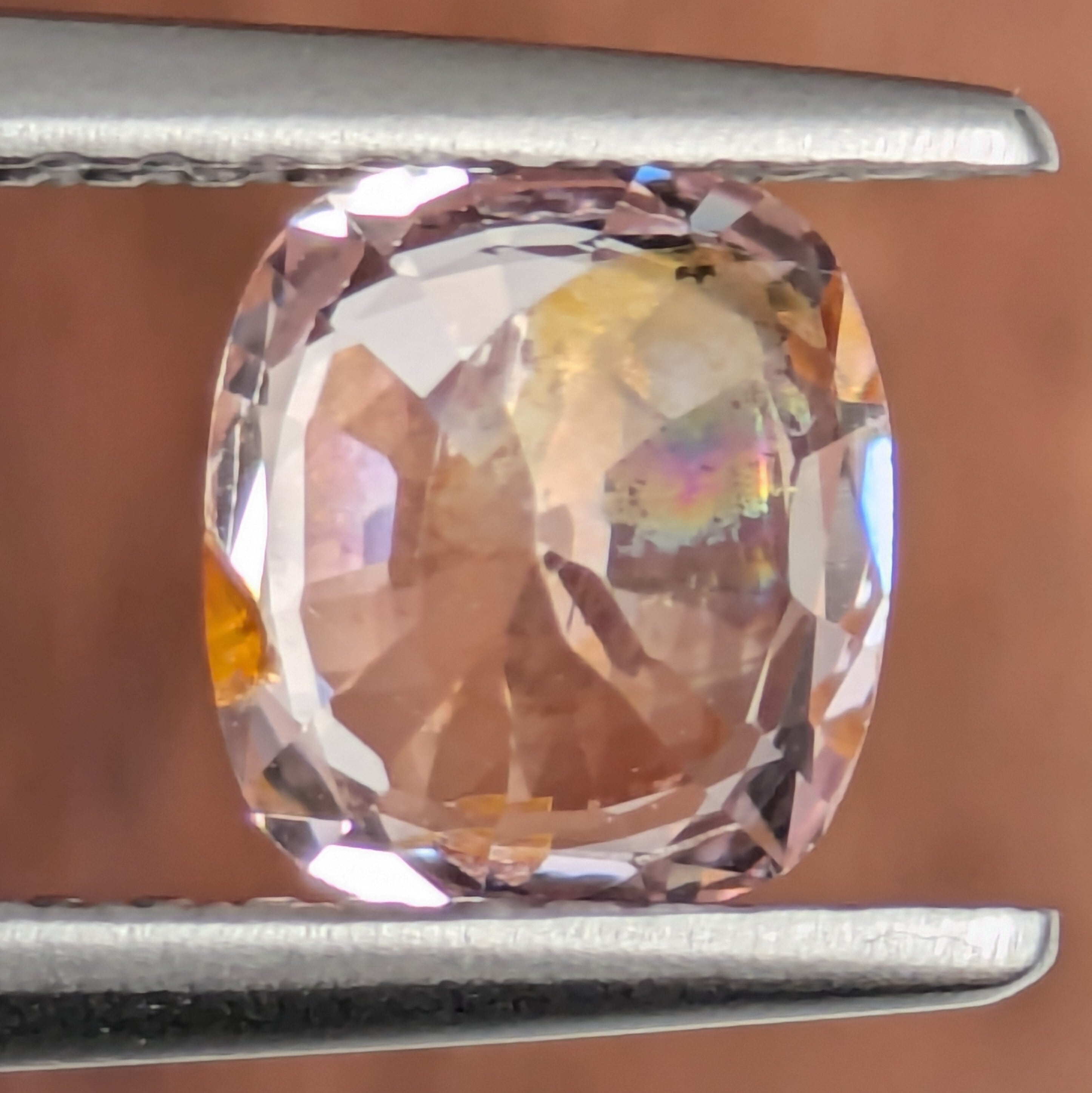 スピネルルース ミャンマー・モゴック産【1.13ct】 PRO208459 | Gem's