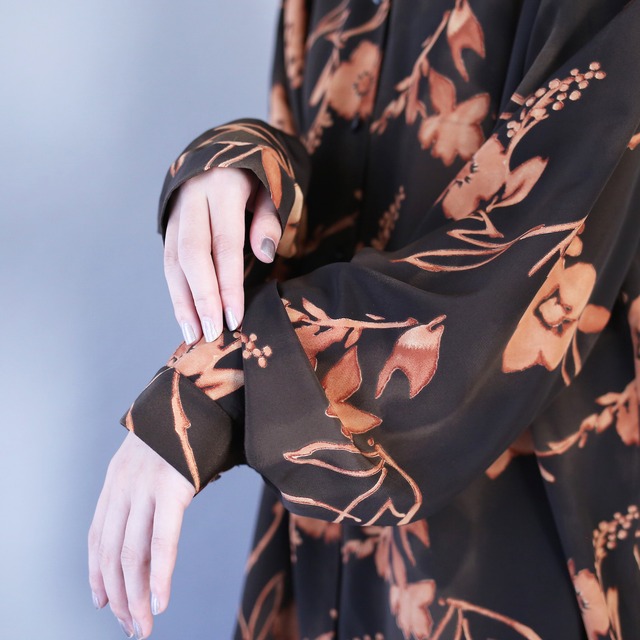 modern art flower pattern loose silhouette shirt