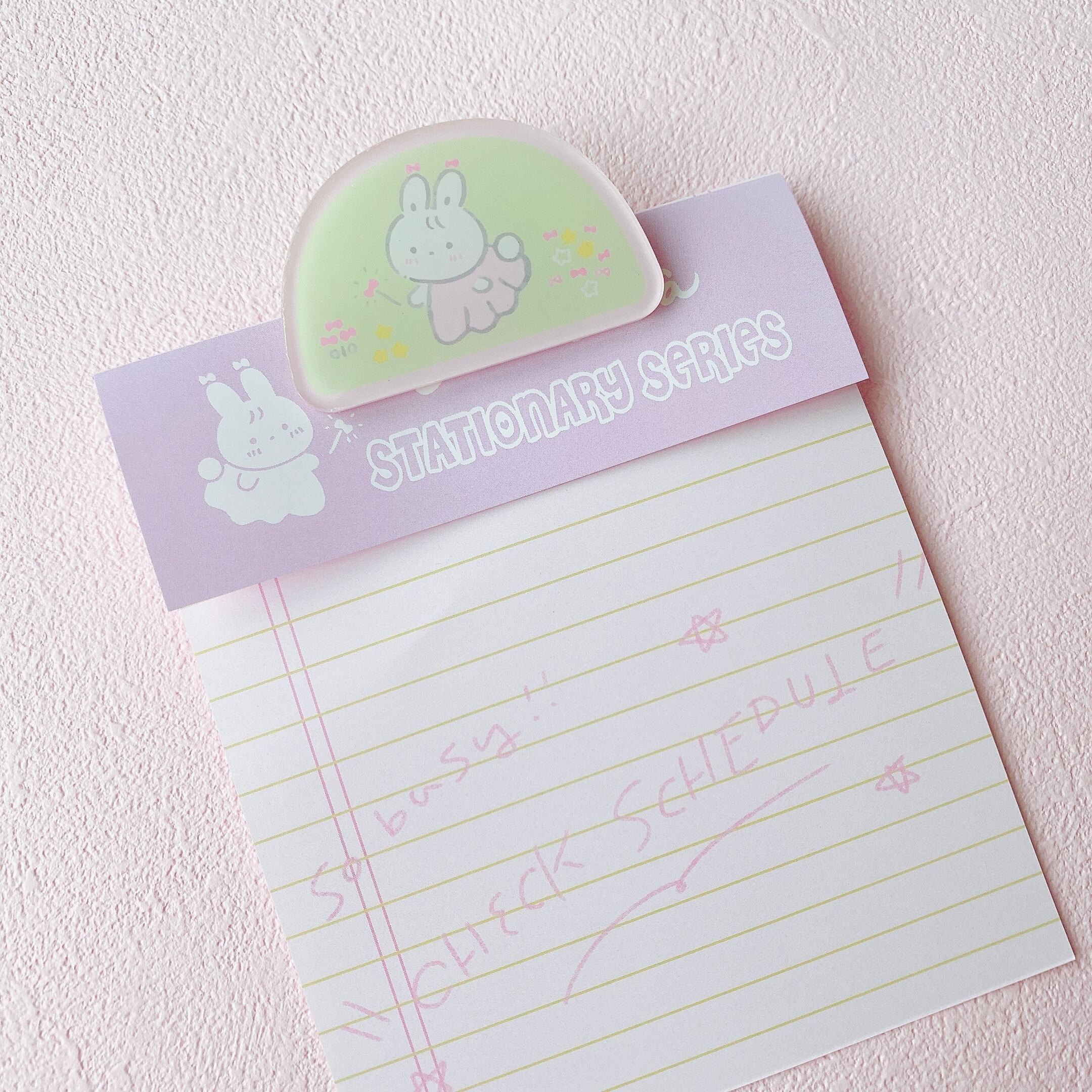 バレエうさぎのアクリルクリップ(かまぼこみどり)