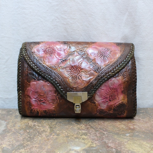 .RETRO FLORAL EMBOSSED LEATHER CLUTCH BAG/レトロ古着花柄型押しレザークラッチバッグ