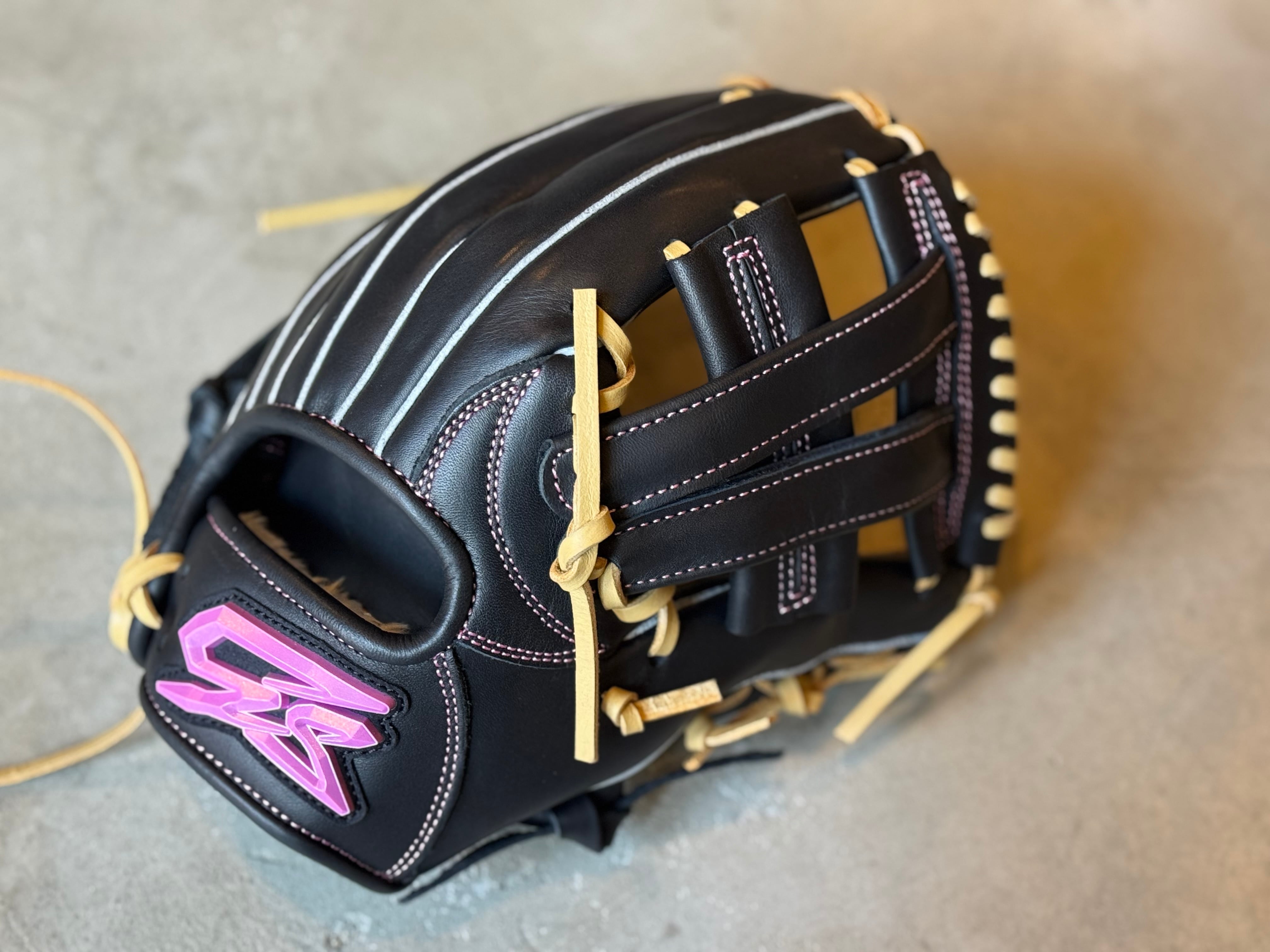 GS グローブ 限定モデル【GS】ジュニア用グローブ “L” ブラック×ブルーラベル