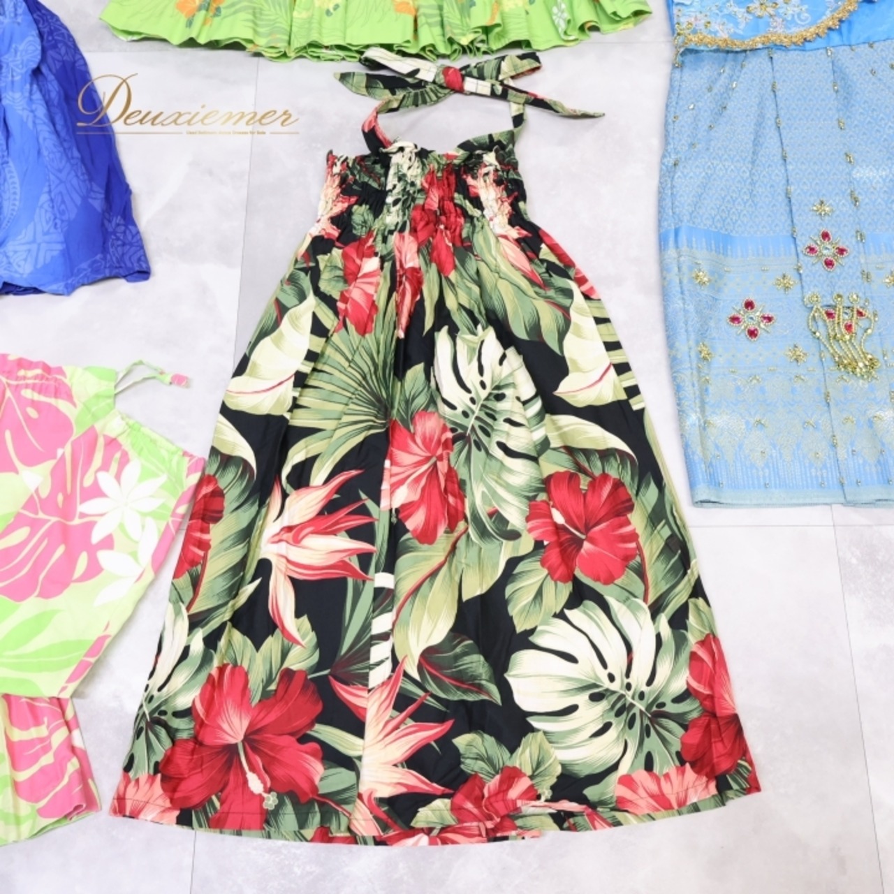 フラダンス 衣装 子供用 まとめ売り 全6点 セット ジュニア キッズ ケイキ 黄緑 青 緑 白 黒 パウスカート ワンピース ドレス モンステラ柄 ハイビスカス柄 花柄 スカート 装飾 レッスン 練習 ピンク系 ブルー系 グリーン系 ブラック系 ホワイト系