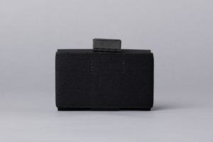 （仕様変更：新タイプ） enricheveryday × com-ono Everyday TINY Wallet／BLACK × BLACK（ブラック × ブラック）