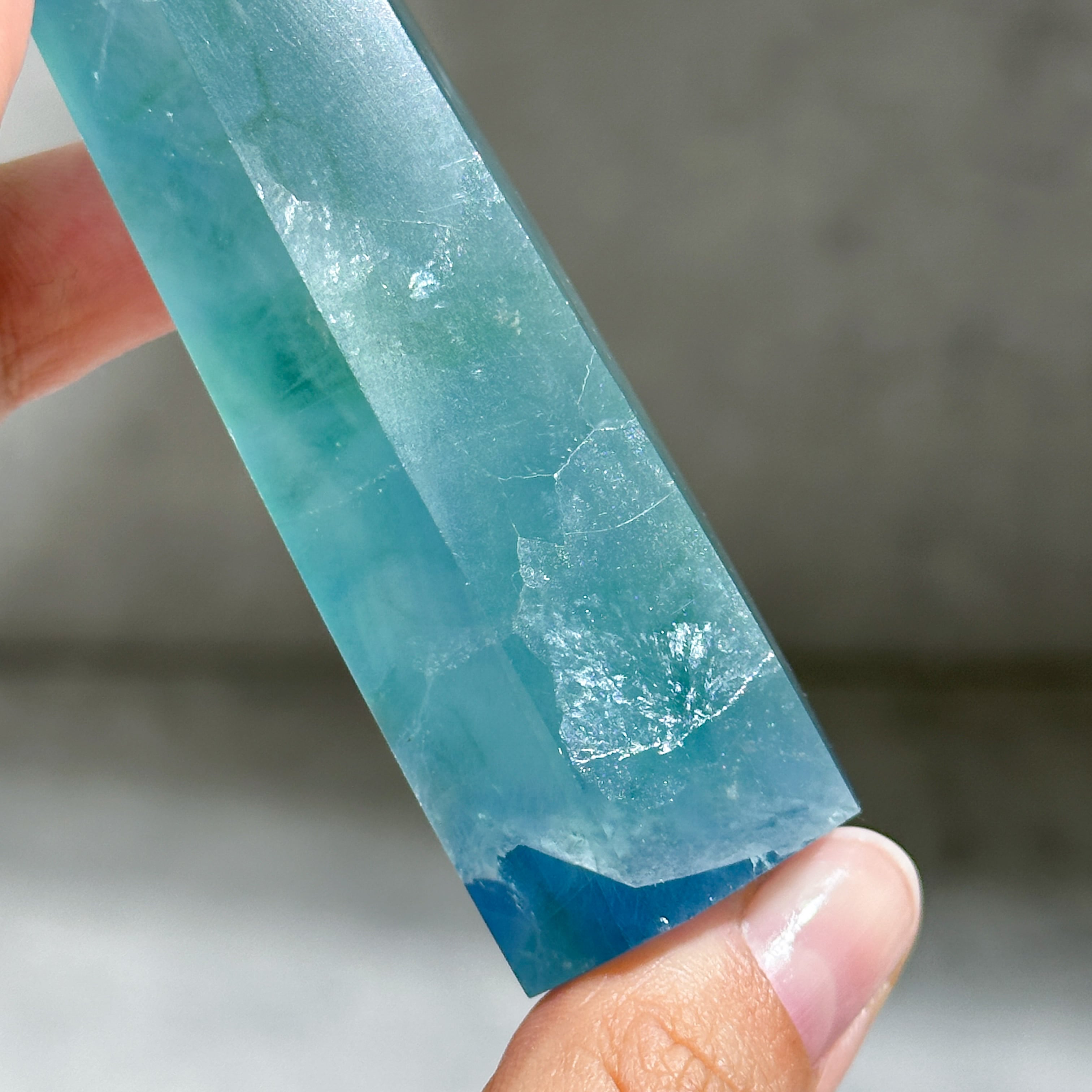 虹◎レインボーフローライト タワー型62◇ Rainbow Fluorite ◇天然石