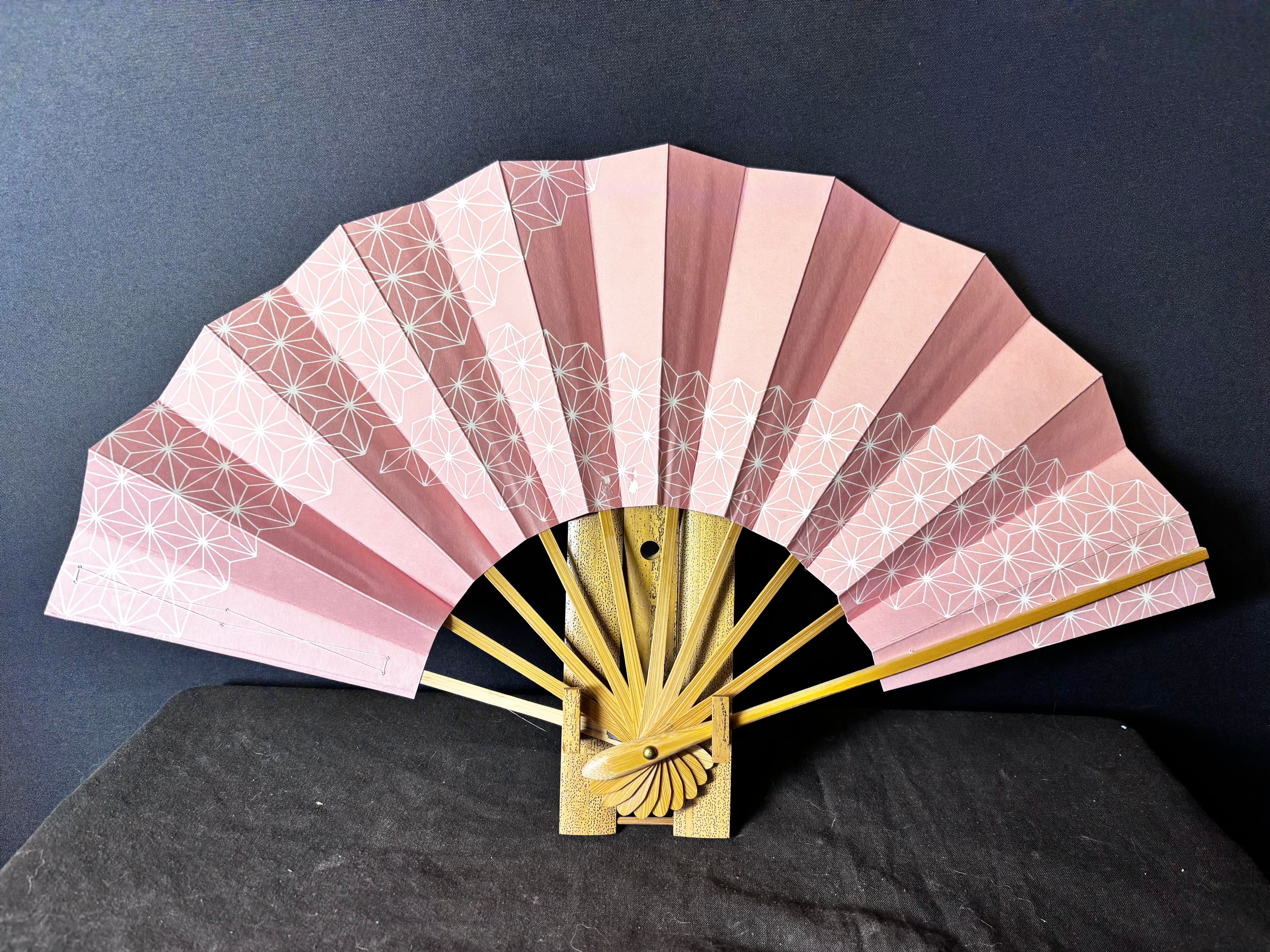 日本舞踊　舞扇　群舞　組踊り　白地に松　4本　京扇堂 da553146255d81c0d12b0263c35c48
