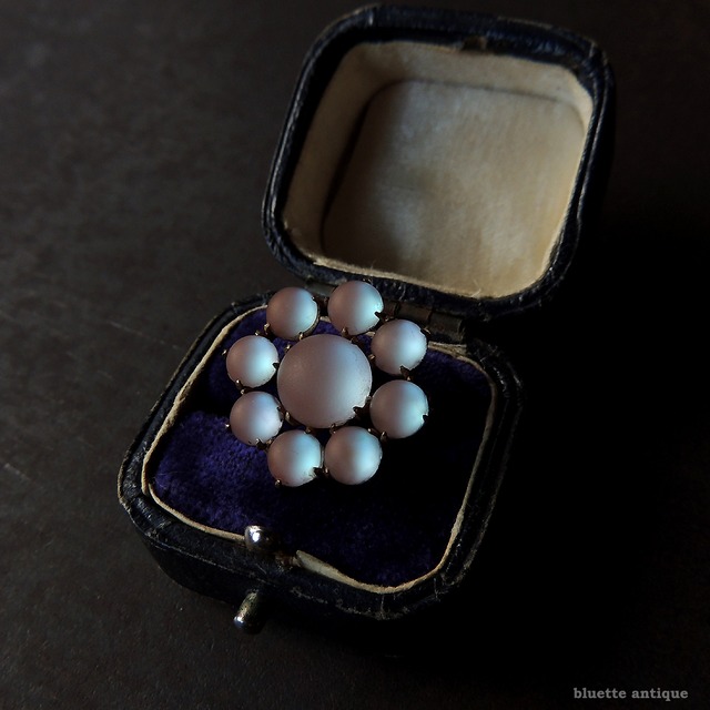 英国アンティークジュエリー 15ctゴールド 天然アメシスト 真珠 フラワー バーブローチ （ソーティングメモ付）