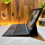 在庫わずか/Microsoft Surface pro6/第8世代/メモリ8GB/SSD256GB/タッチパネル式/ノートパソコン