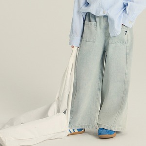 秋リボン刺しゅうフレアジンズ