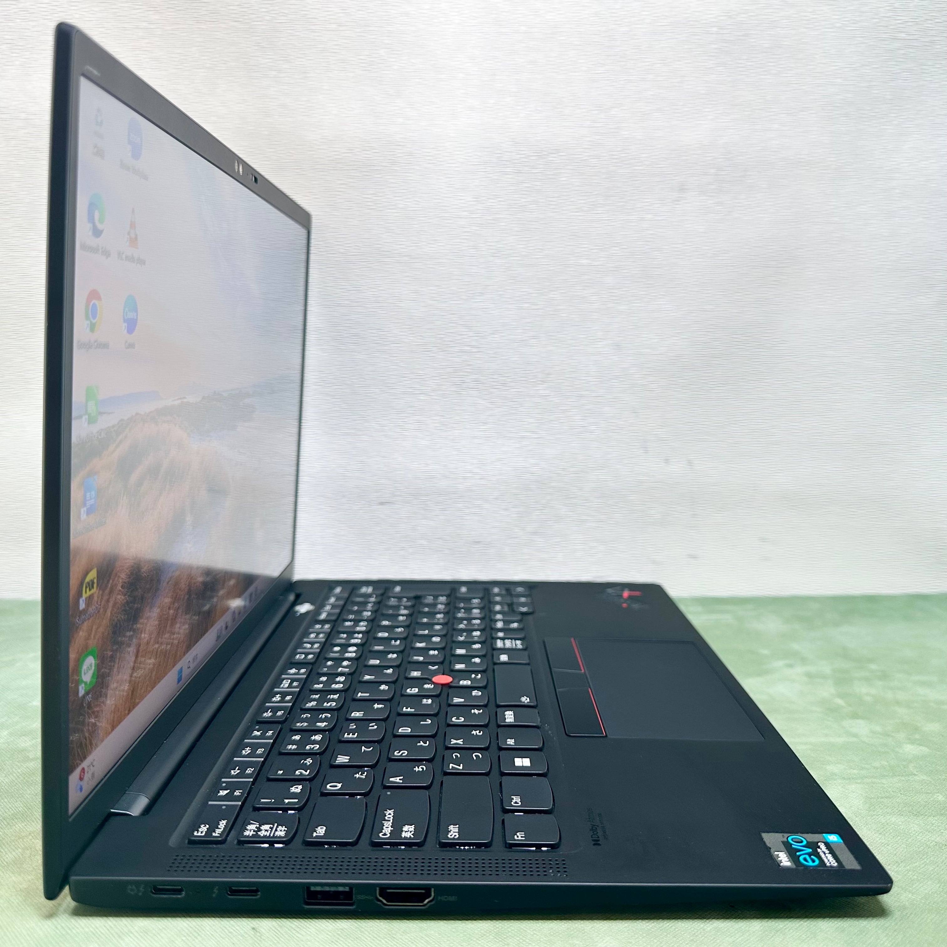 ThinkPad X1 Carbon Gen9 | Core i5-1145G7 | RAM 16GB | SSD 256GB