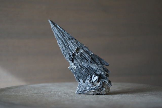 ブラックカイヤナイト Black Kyanite 1174