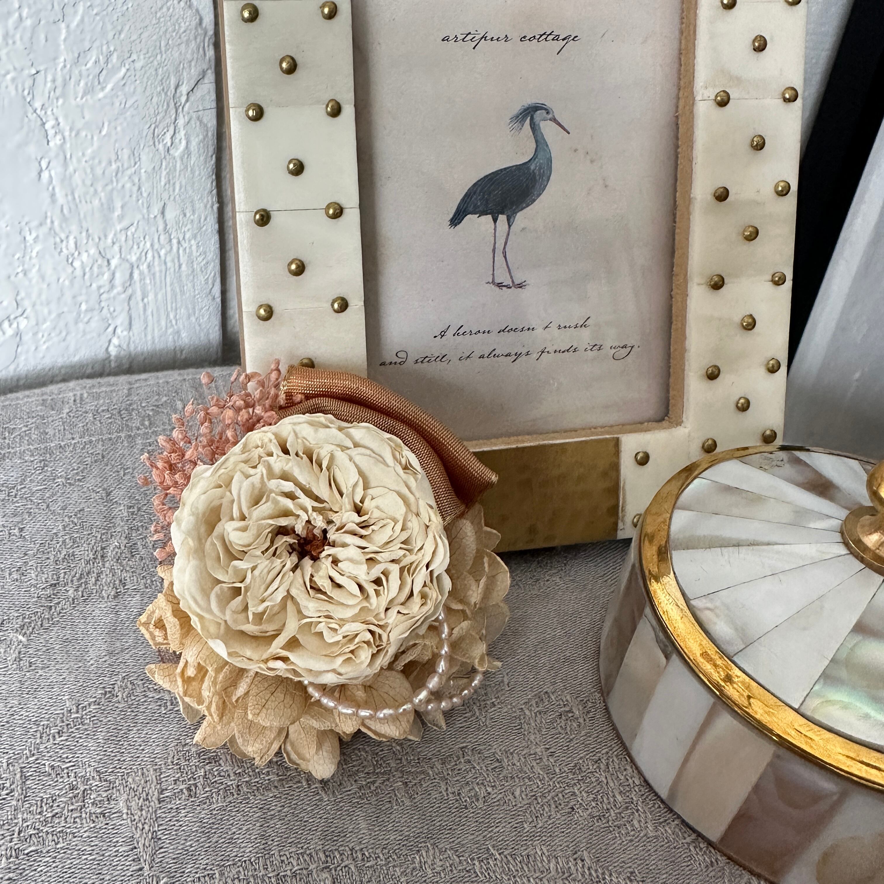 オールドローズのミニコサージュ *ベージュアイボリー