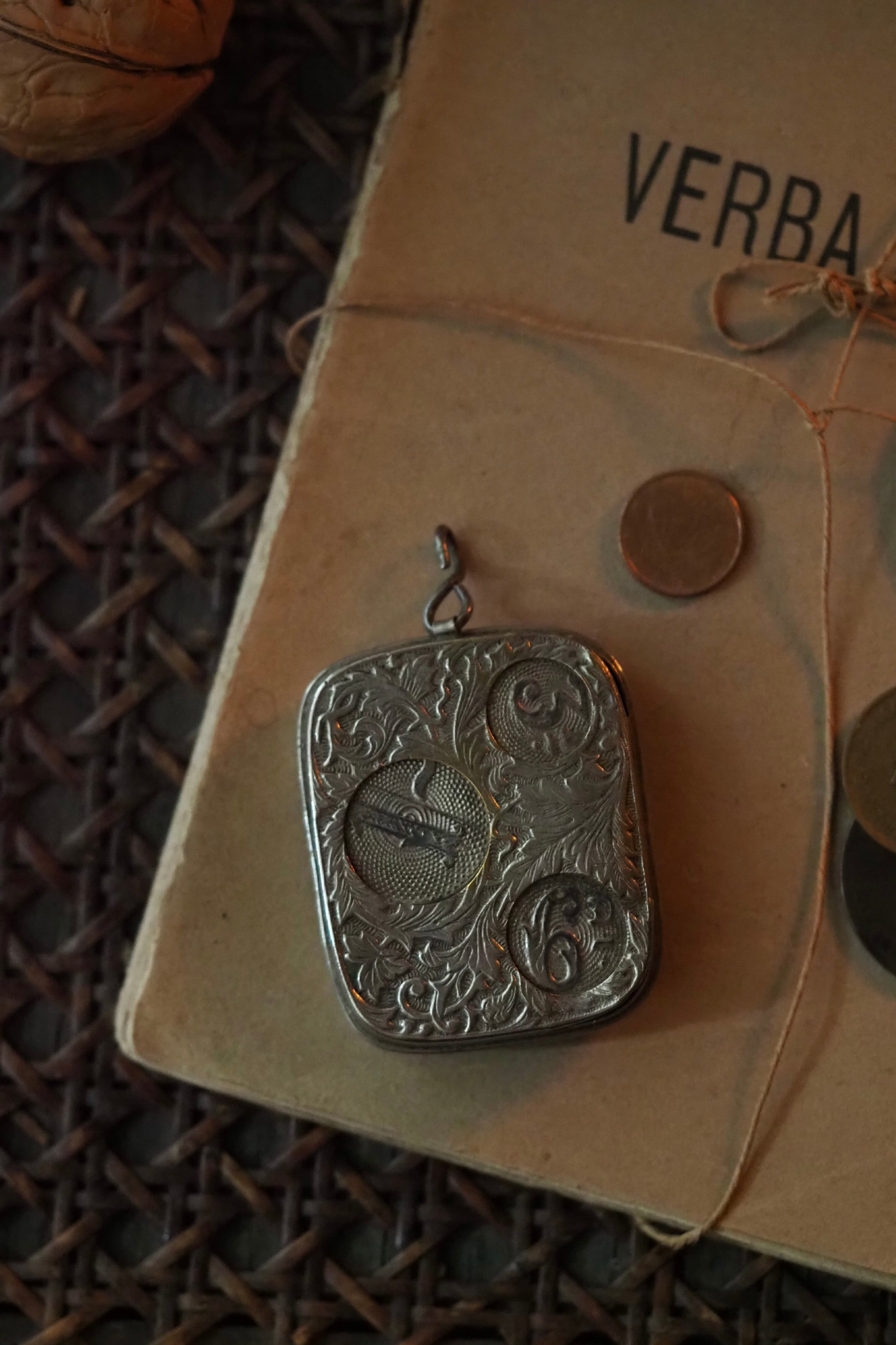 イギリス バネ式コイン入れ-antique coin holder | アンティーク