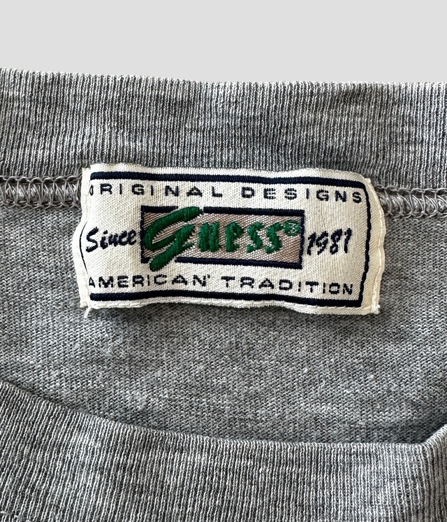 -GUESS- Vintage 80-90s Print T-shirt
