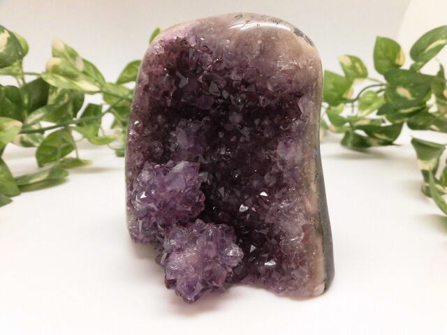 【送料無料】【高品質】 ウルグアイ産アメジスト no.3