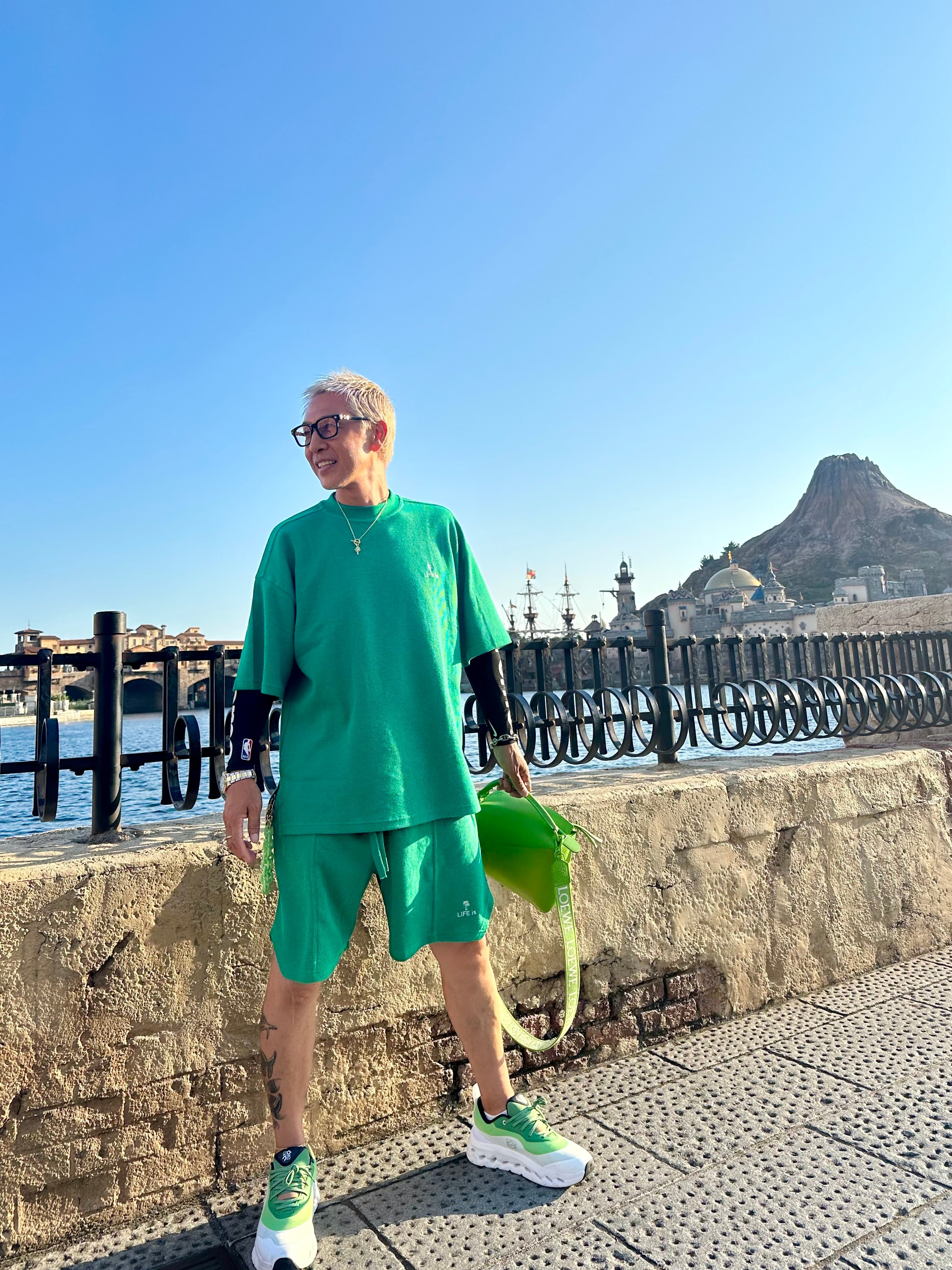 LIFE is 刺繍ワッフルセットアップ¥18,000+tax(¥19,800)