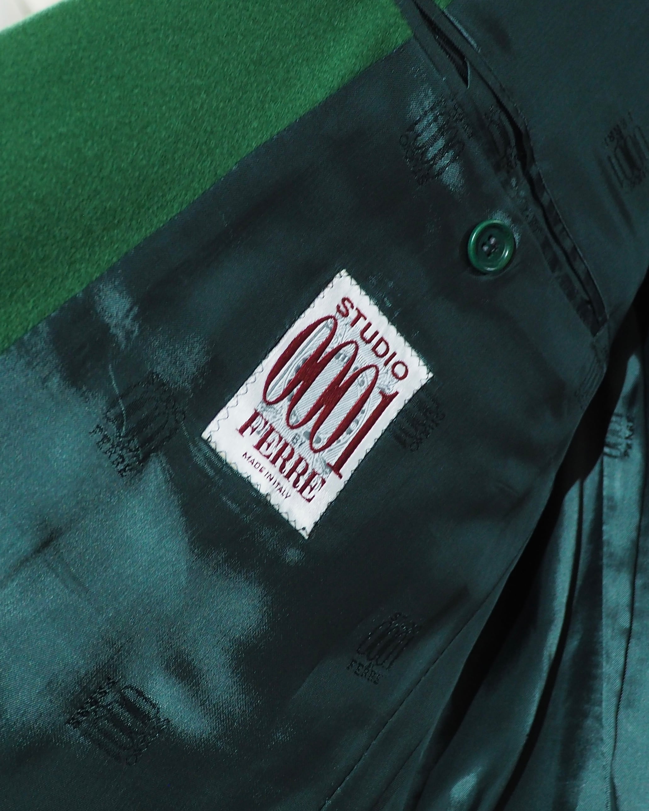 " Made in Italy - STUDIO FERRE " Beautiful Light Green Color Vintage Cashmere Mix Tailored Jacket