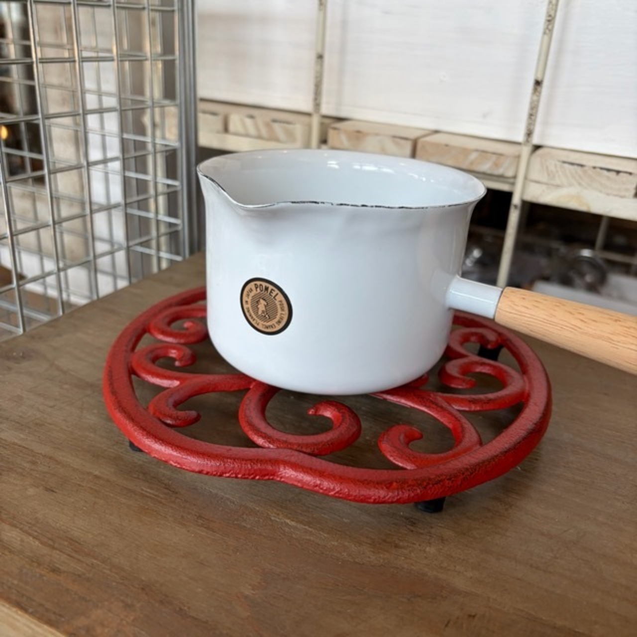 コベントアイアン トリベット アップル　鍋敷き　林檎　りんご　trivet 　apple