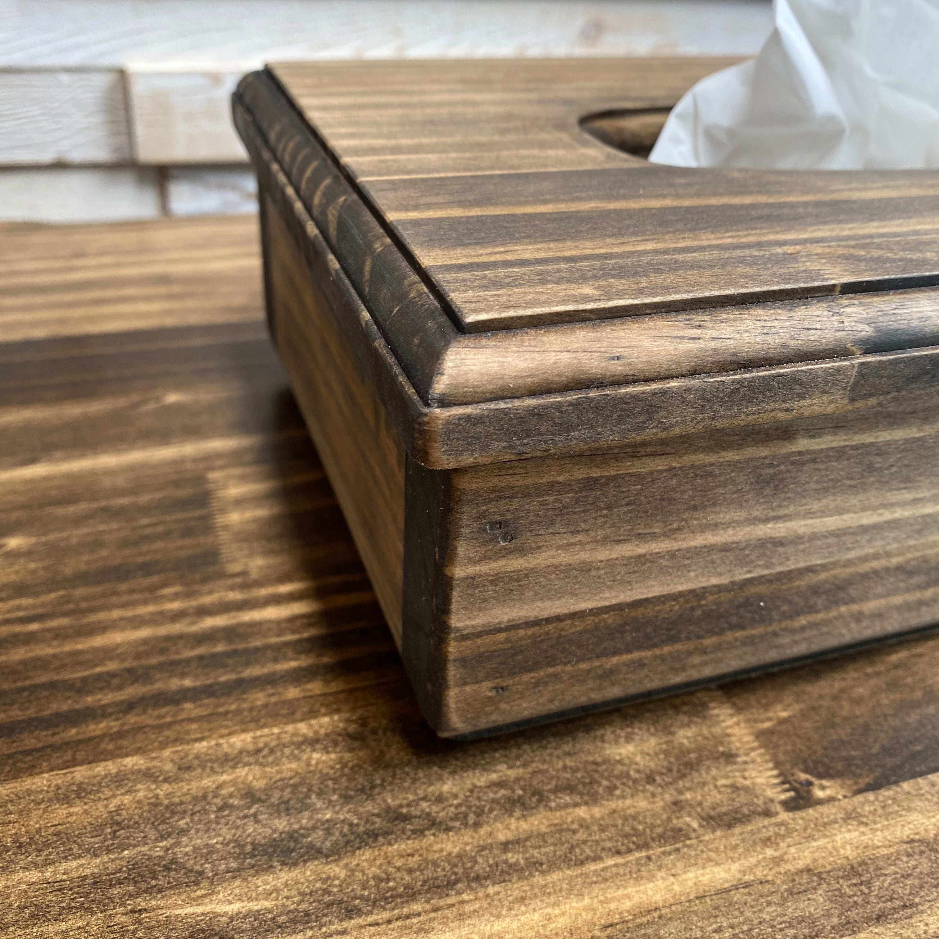 英国デザイン ティッシュケース ローテーブル テレビ台と相性が良い ティッシュボックス | LAVIE24 手作り 北英家具 制作デザイナー  powered by BASE