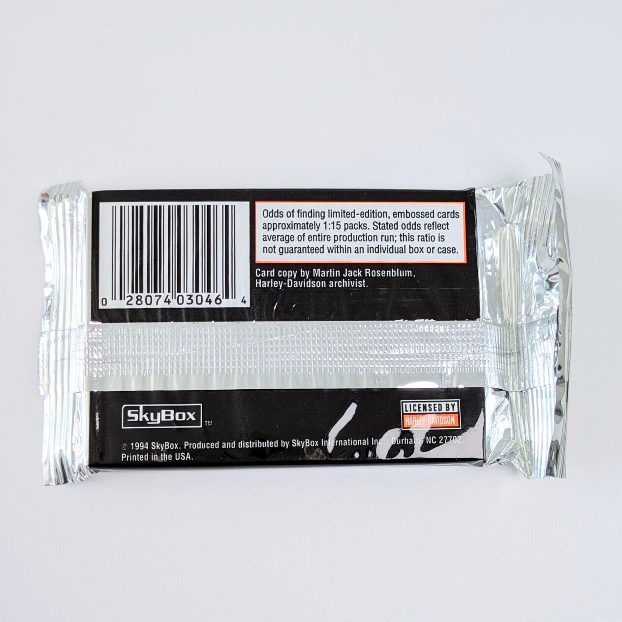 ☆送料無料！☆ VINTAGE 1994【 Harley-Davidson ( ハーレーダビッドソン ) 】トレーディングカード / トレカ 単品 （1個= 18CARDS＋1PATCH入）〚アメリカン雑貨 アメトイ〛