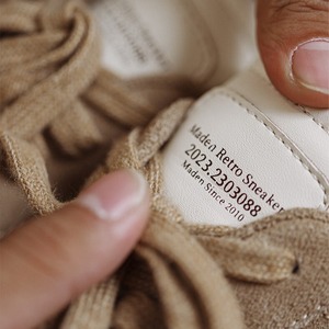 Beige Lace-Up Low Sneakers / ベージュ レースアップ ロー スニーカー