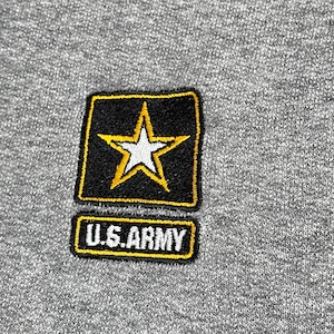 【JERZEES】US ARMY 米軍 アメリカ軍 刺繍ロゴ ワンポイント ジップアップパーカー フルジップ スウェット フーディー hoodie M us古着