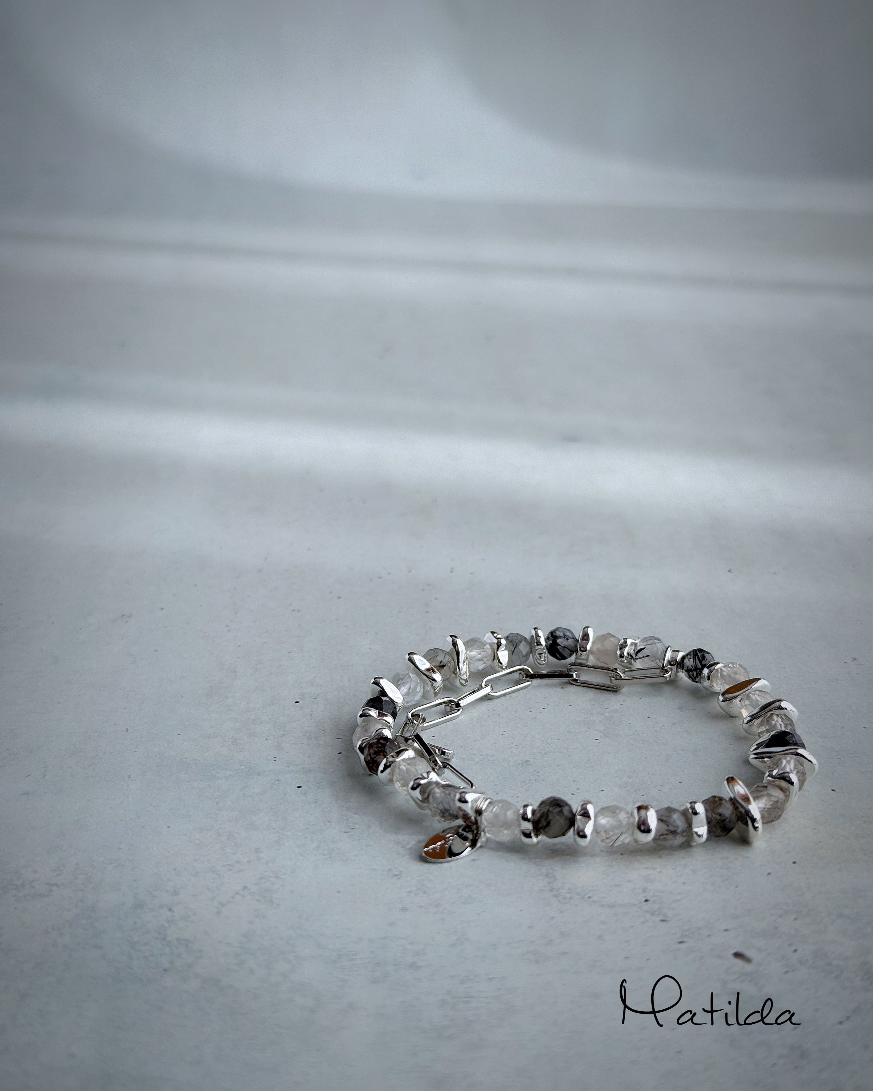 Chain & stone bracelet(ブラックトルマリンインクォーツ)