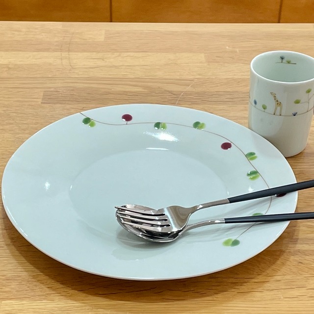 ひら皿（大）オリーブ朱 １枚　ワンプレート　　24ｃｍ皿