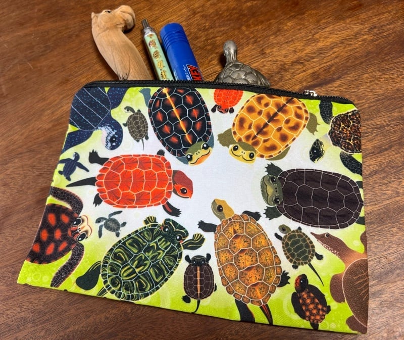 日本の亀 フラットポーチ | みのじ いきもの雑貨店 カメグッズ カエル