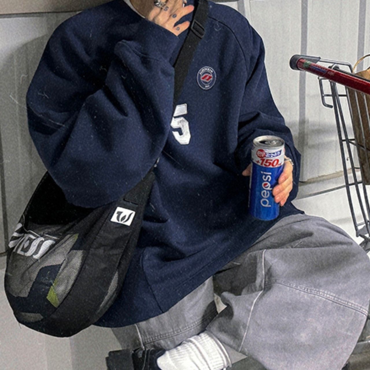 ダーティー加工ネイビースポーツスウェット　1113