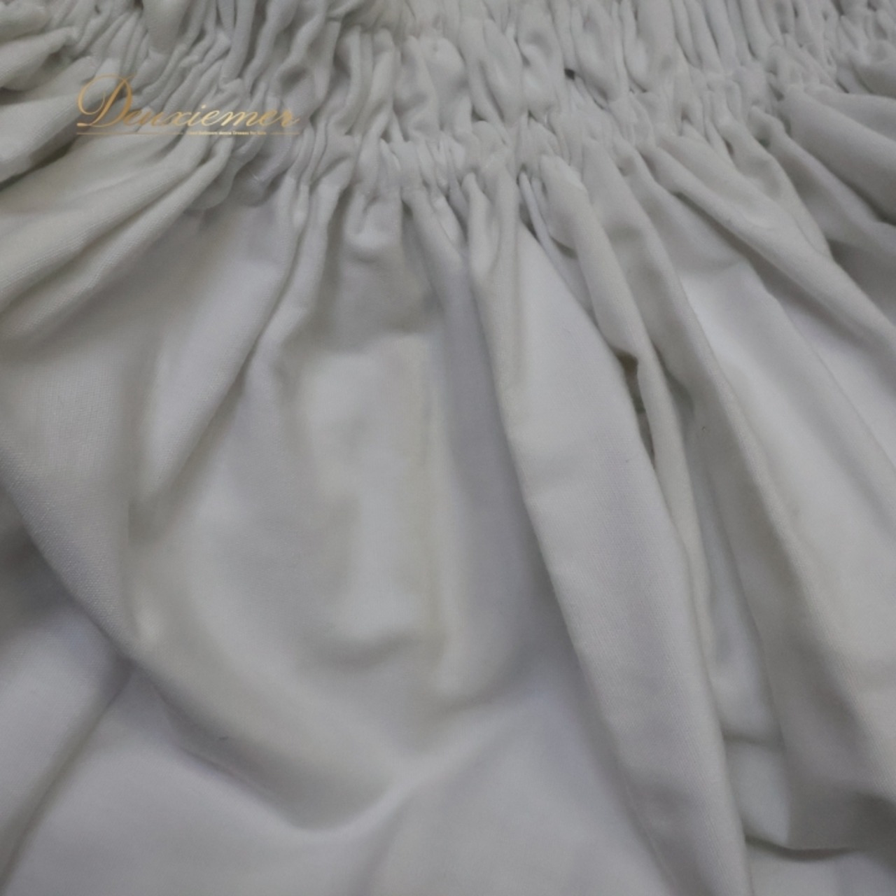 フラダンス 衣装 パウスカート ホワイト系 日本製 シングル シンプル 無地 ワンカラー かわいい 華やか 明るい 爽やか 上品 綺麗 白 ハワイアン アロハ フラ ダンス レッスン 練習 レディース カジュアル おしゃれ ハワイアンスタイル ダンスウェア