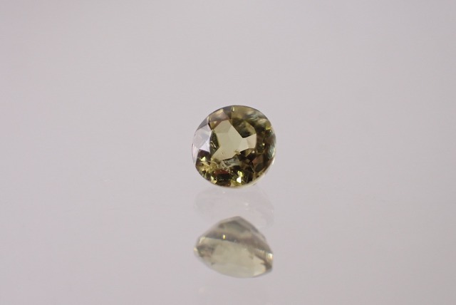 ジルコン　0.27ct　 [D9-60]