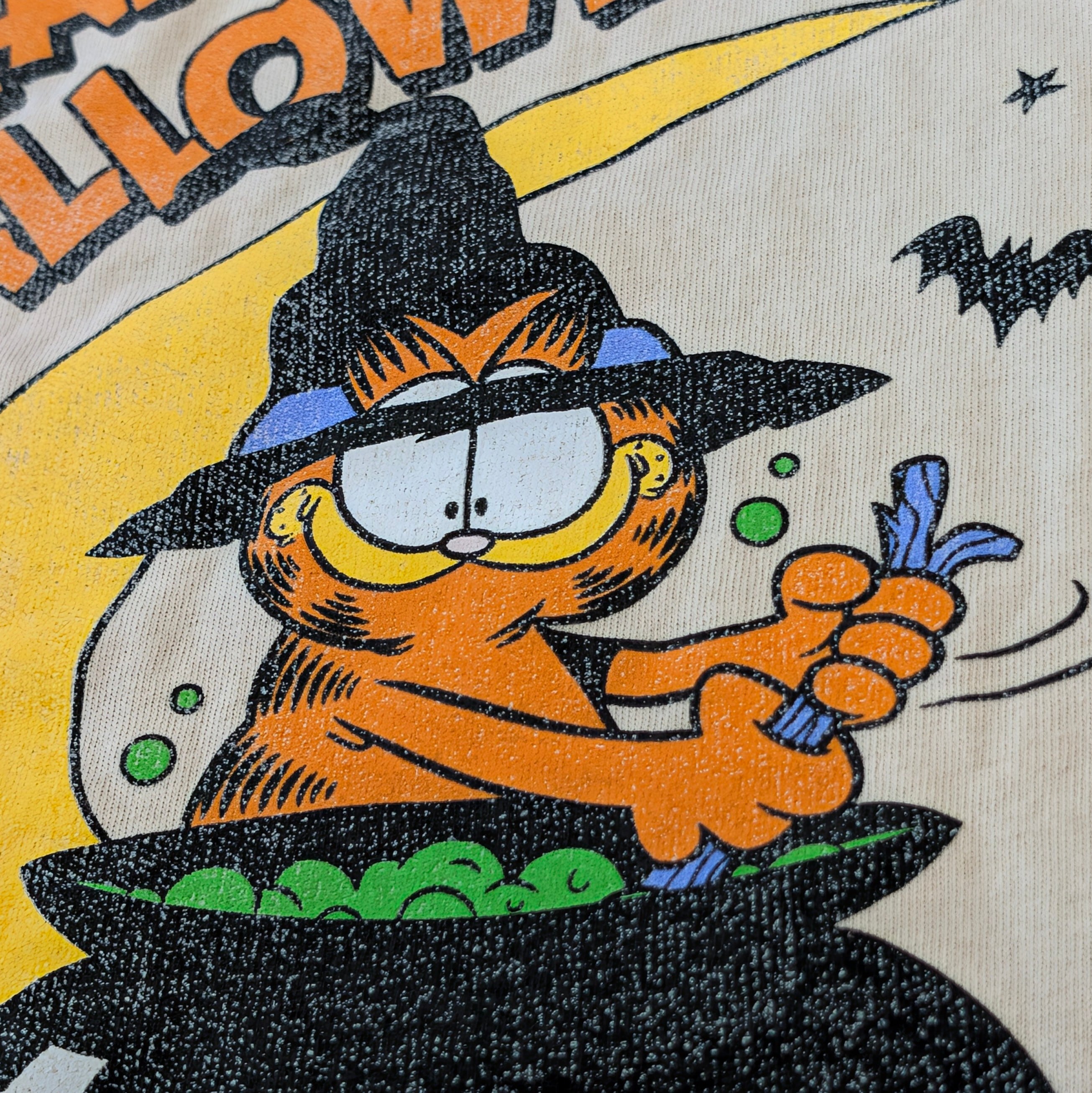 ✨️HAPPY HALLOWEEN✨️【 Garfield（ ガーフィールド ） 】HAPPY HALLOWEEN Tシャツ / US KIDS SIZE(日本のMサイズ相当) 〚アメリカン雑貨 アメトイ〛