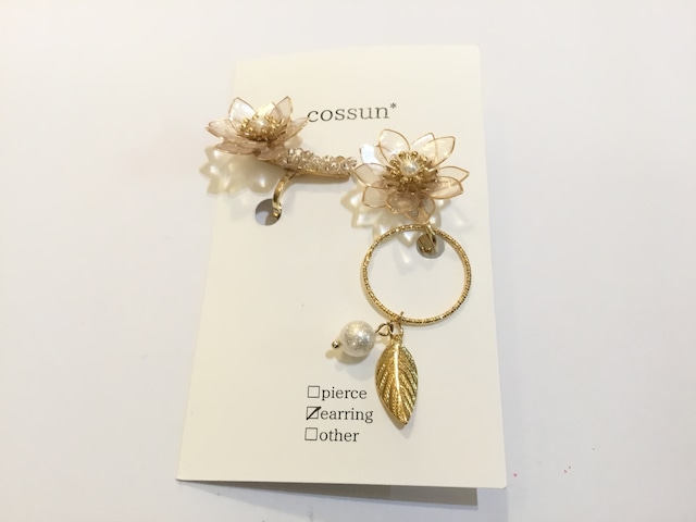 cossun* お花のイヤリングとイヤーカフ