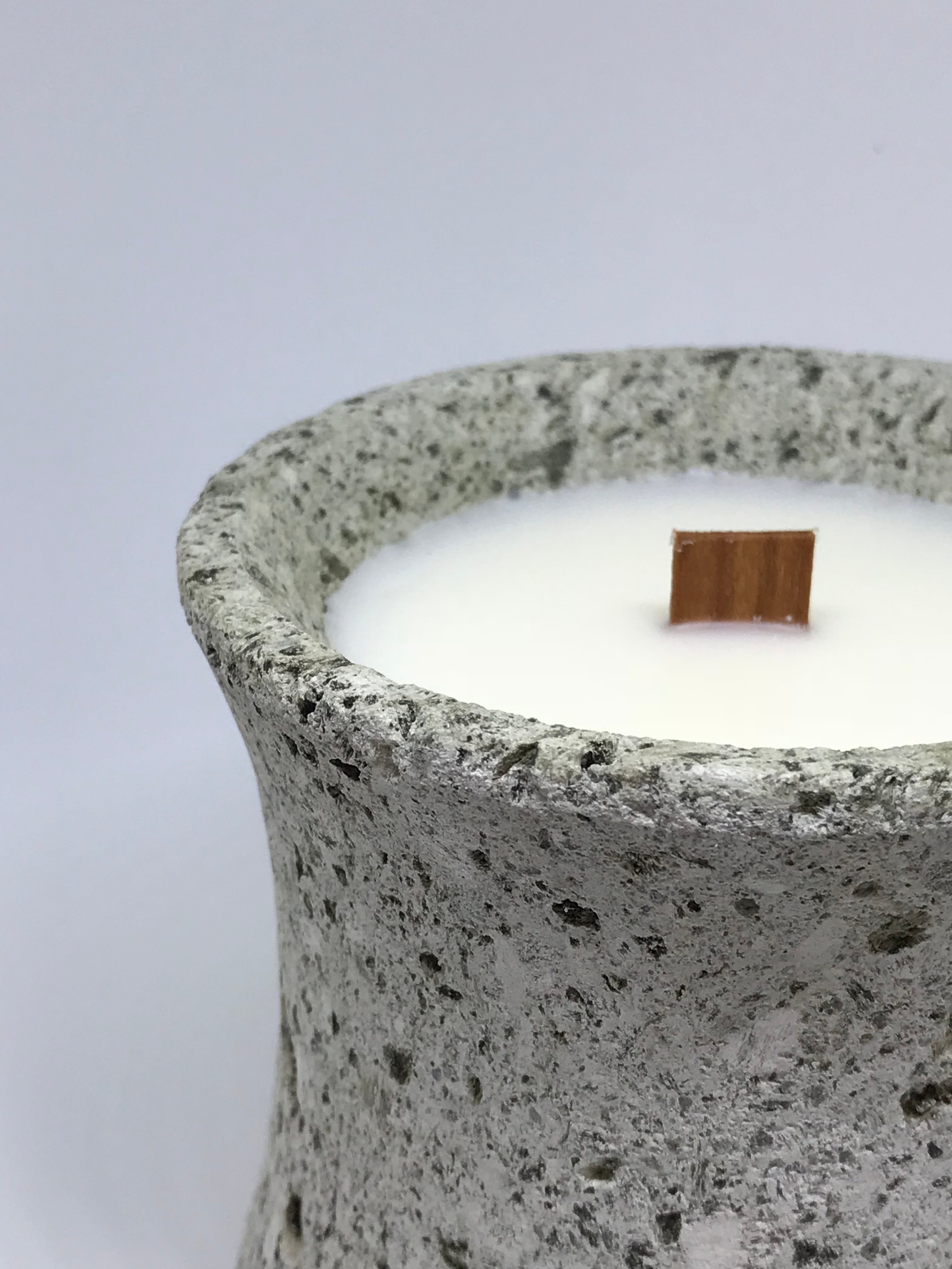 takibi 〔TSUZUMI 〕大谷石 7000 | あかりろうそく