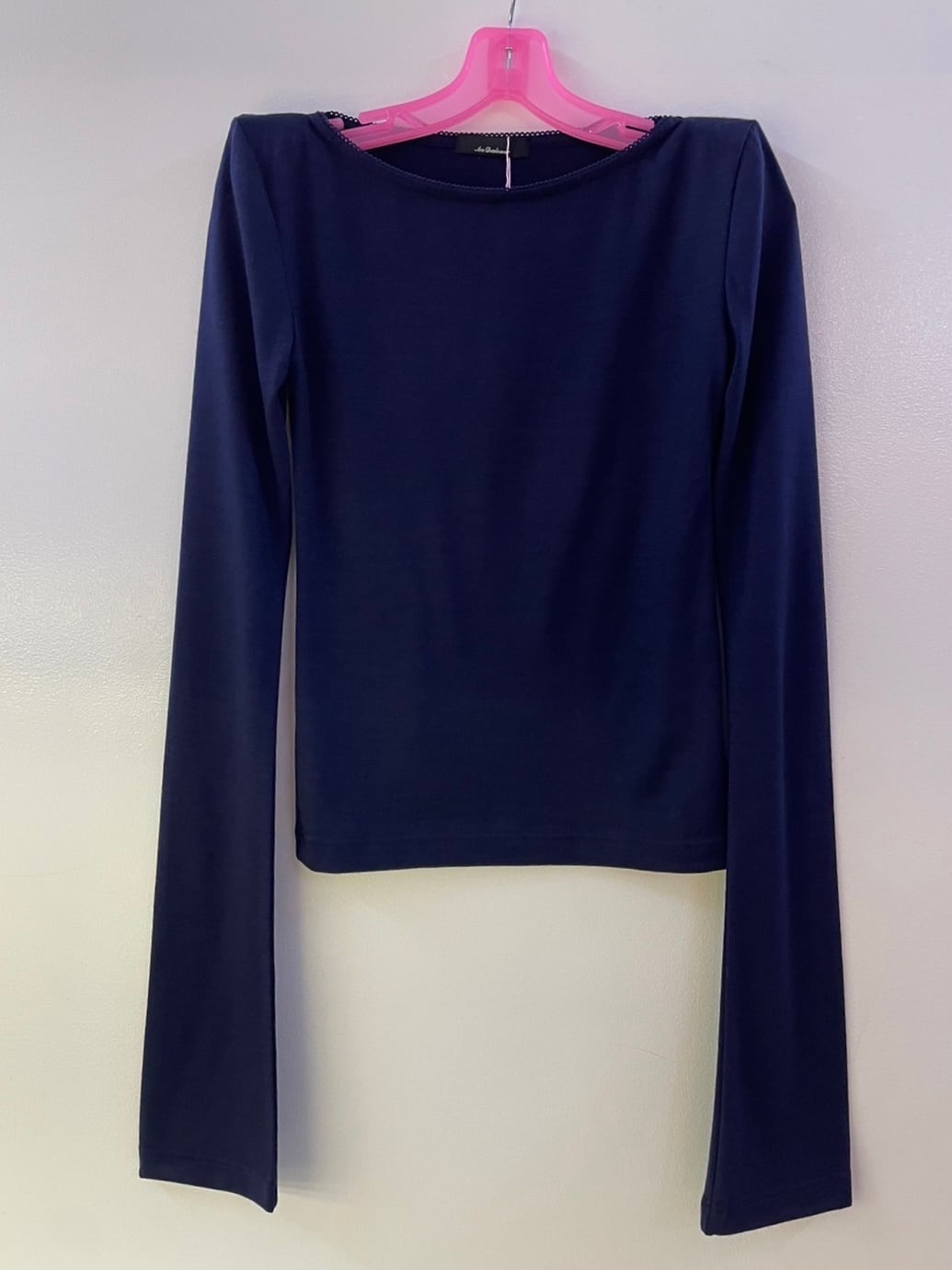 Ans Dotsloevner shoulder tops navy | itimi