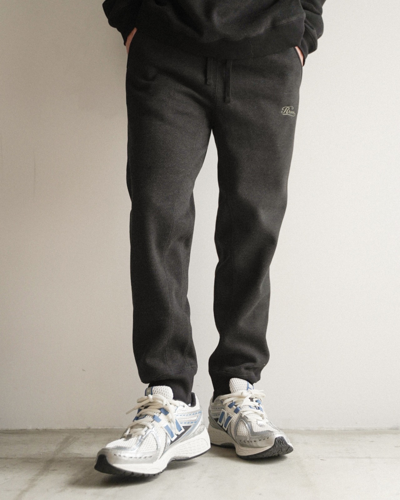 【#Re:room】WOOL BLEND HERRINGBONE SWEAT PANTS［REP311］