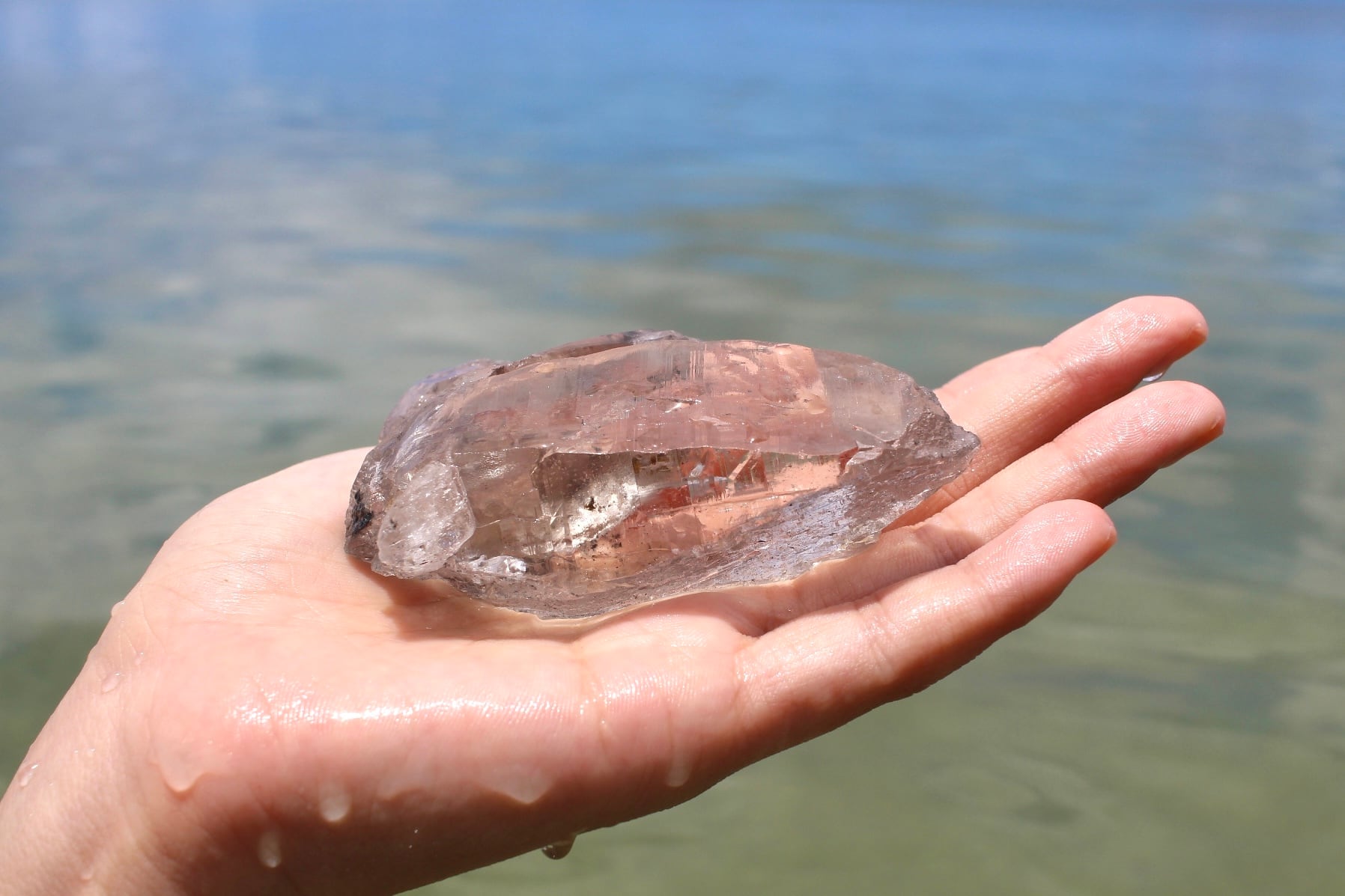 ヒマラヤ水晶 ラスワ産 DT レコードキーパー | 石垣島の夜光貝と