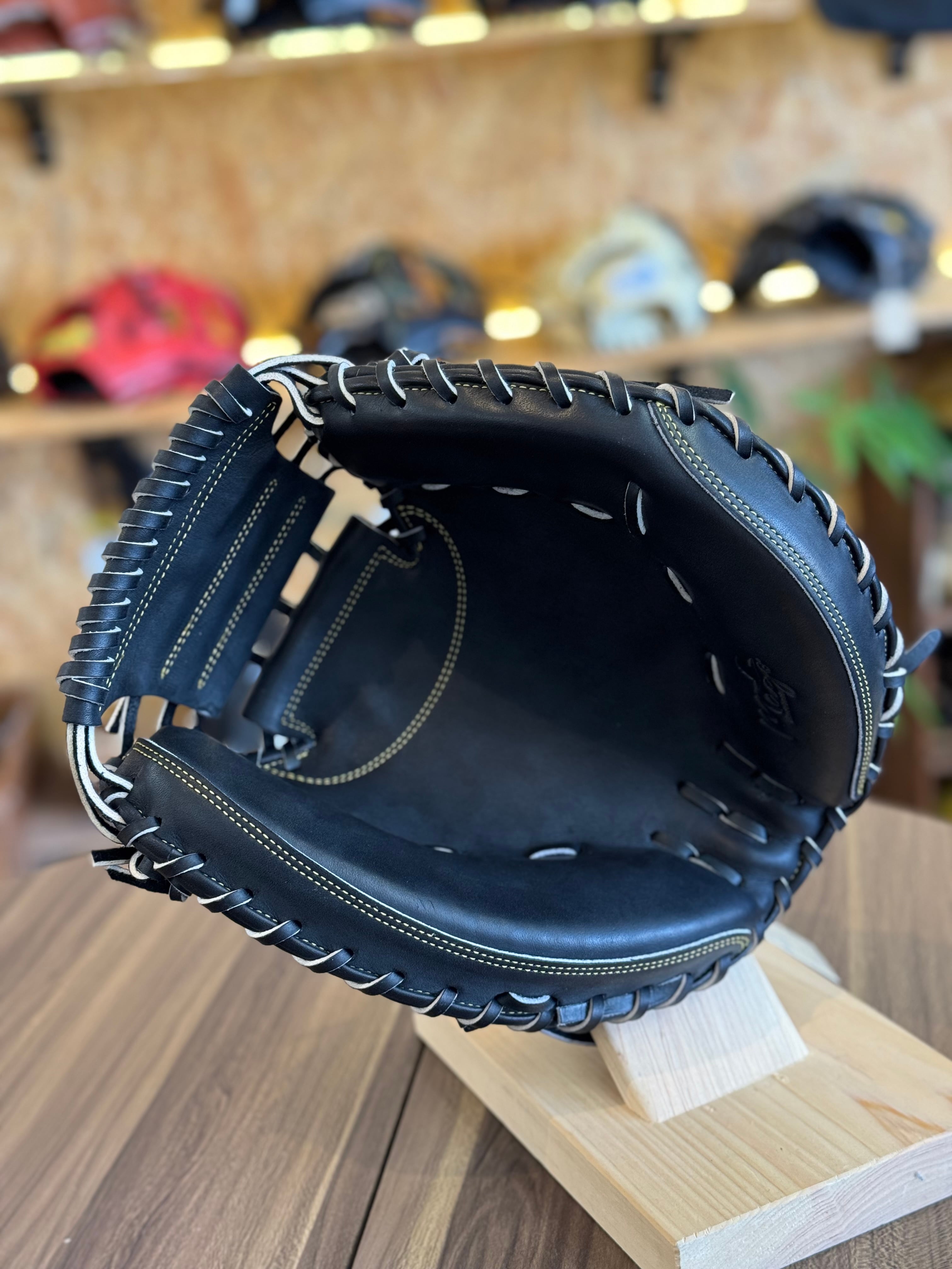 即納可能】Mago 硬式キャッチャーミット大型 ブラック×ブラック中白紐