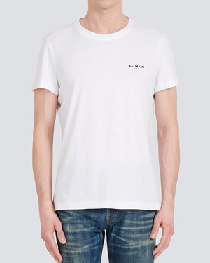 【BALMAIN MEN】コットン Tシャツ Balmain Parisスモールフロックロゴ付き