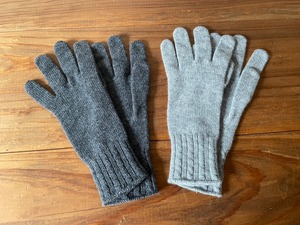 JOHNSTONS CASHMERE KNIT ケーブル編みGLOVES　