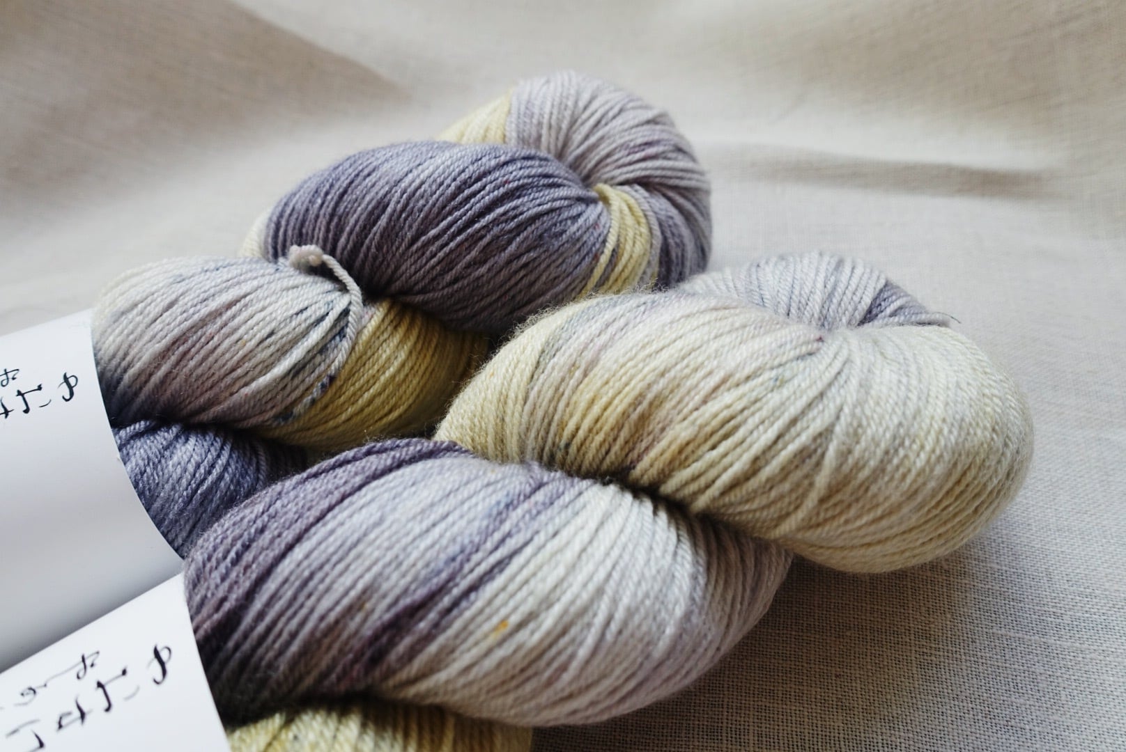 手染め糸]Premium Silk+Wool Sock_しのぶれど | 手染め毛糸のYaoskep Yarn