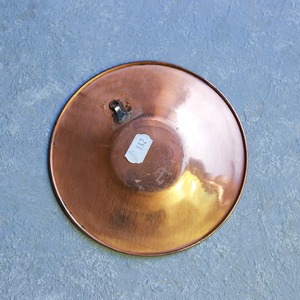 美しい模様の、銅のプレート 6