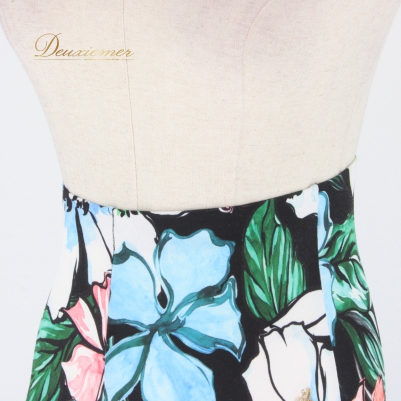 社交ダンス 衣装 スタンダード スカート レッスンウェア 練習着 gentil ジャンティ 黒 白 緑 水色 ブラック系 ブルー系 グリーン系 ホワイト系 花柄 ダンス衣装 フレアスカート 伸縮性 おしゃれ フォーマル パーティー レディース 練習着 お洒落 ダンス用スカート かわいい スポーティー スカート丈90cm ウエストゴム 光沢感 柔らかい トレーニング シンプル プレイフル