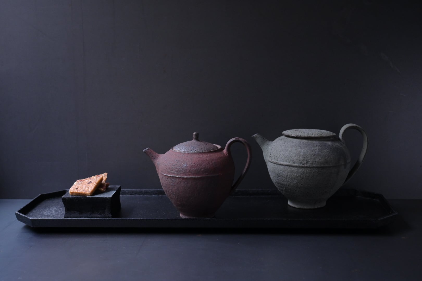 蝶野秀紀　和紙貼八角盆 黒　２枚 蝶野秀紀 和紙貼八角盆 黒 2枚 蝶野秀紀 和紙貼八角盆 正方形