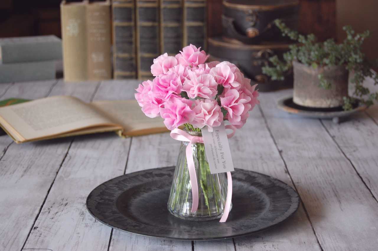 お花いっぱい♪ ピンクカーネーション ガラスボトル k540 | oldfantasy