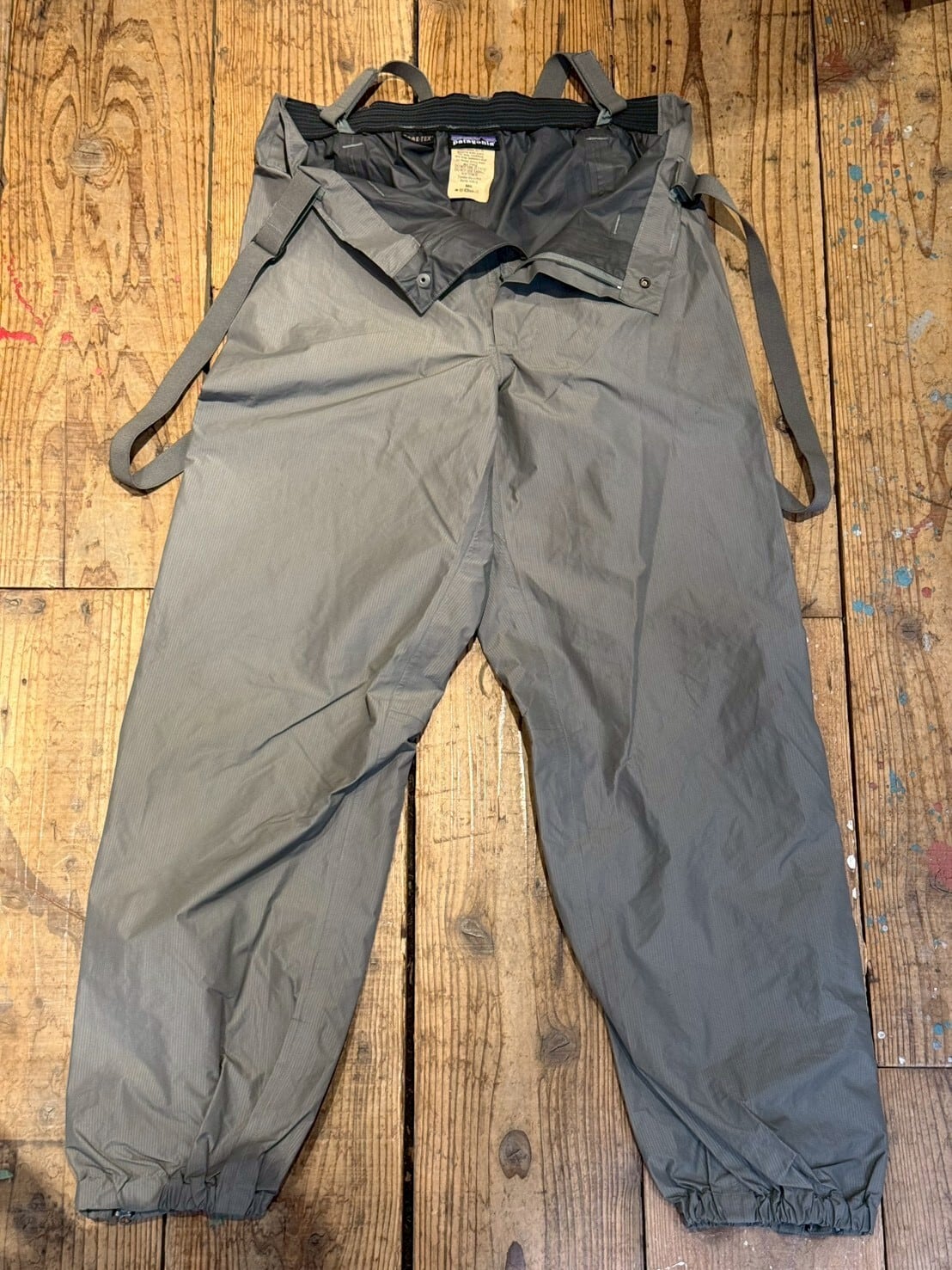 DEADSTOCK PATAGONIA MARS PCU LEVEL6 GORE-TEX PANTS | vintage